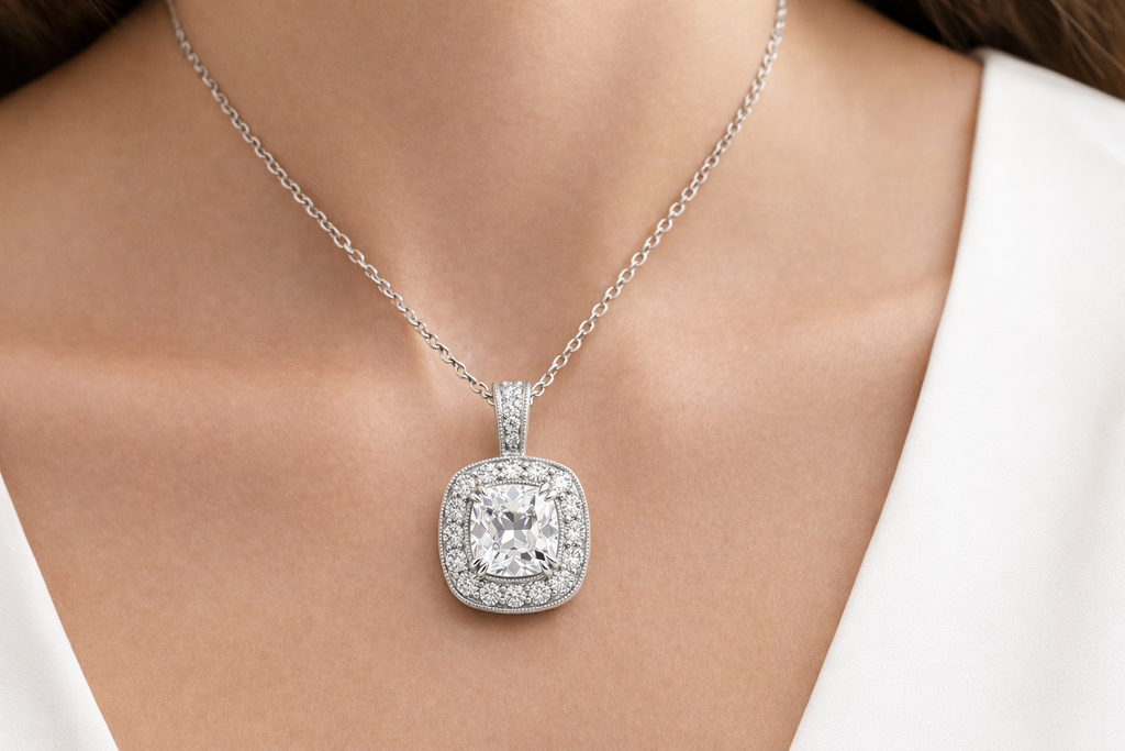 The Victoria Halo pendant