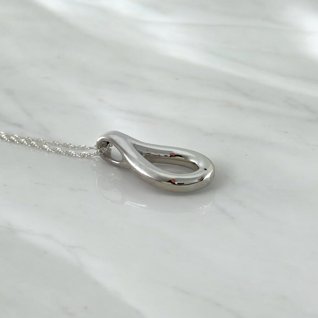 AURORA TEARDROP PENDANT NECKLACE