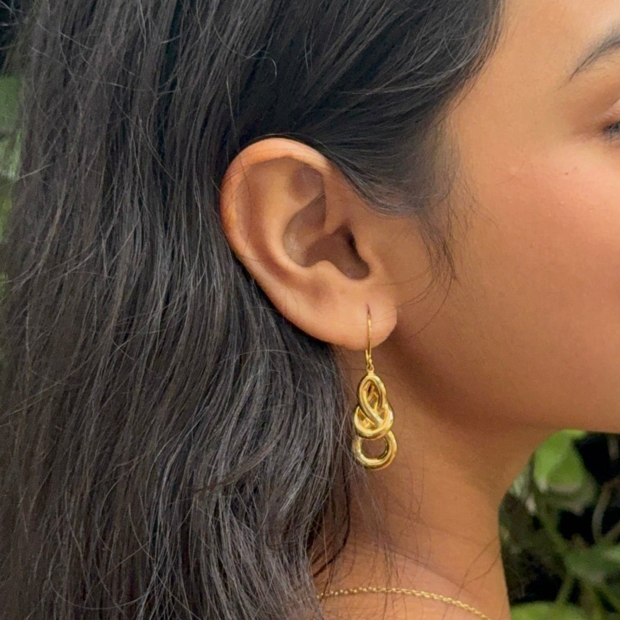 TWILIGHT TWIST EARRINGS