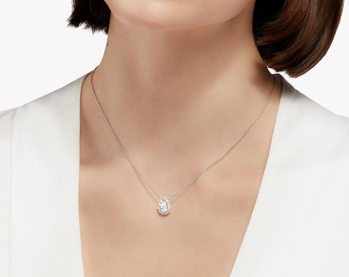 Classic Pear Halo pendant