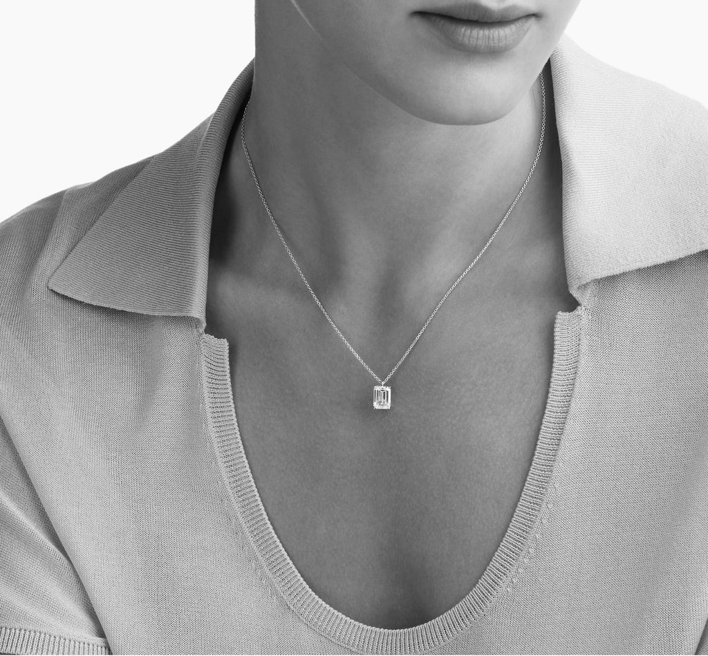 Emerald Solitaire pendant