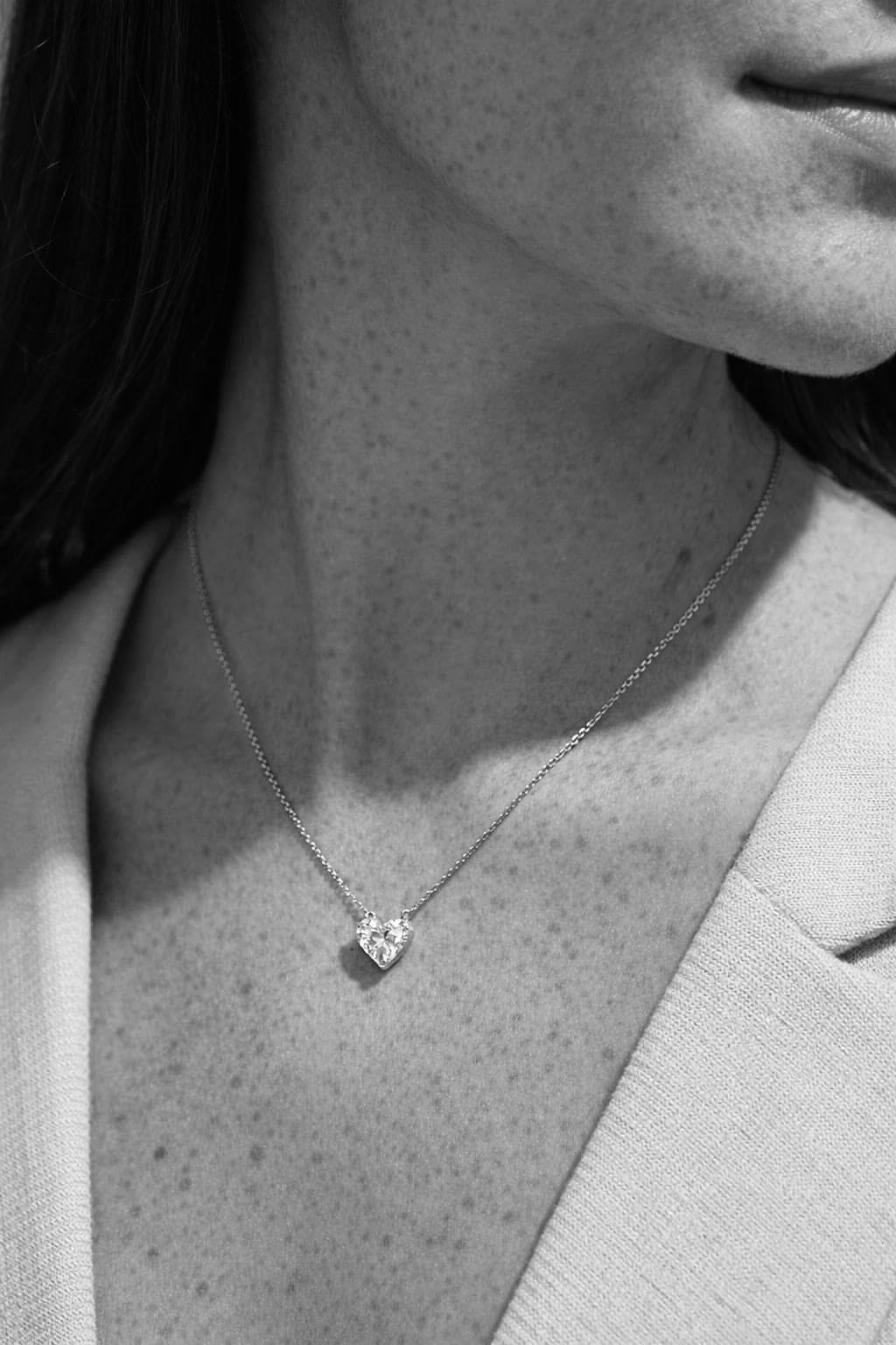 Heart Solitaire pendant