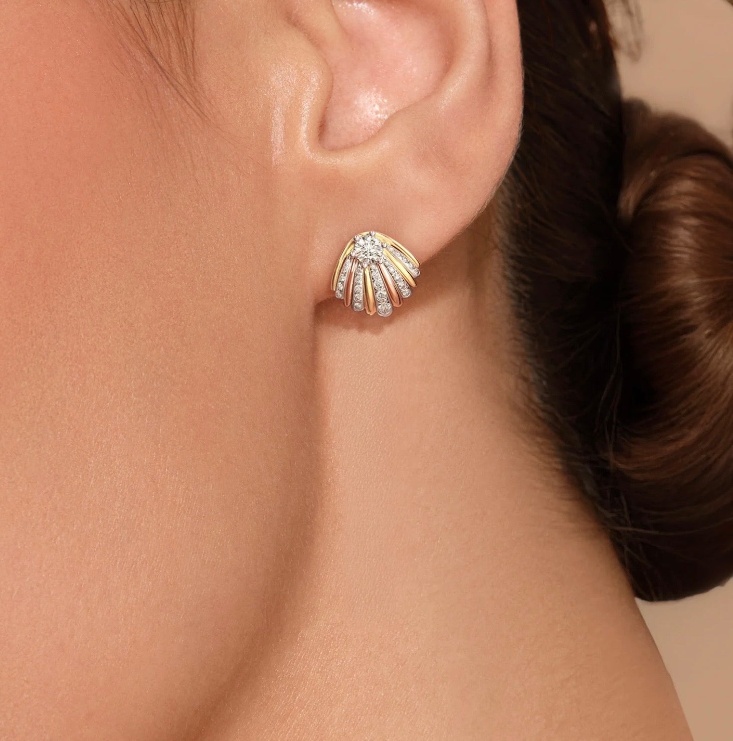 Mixed Metal Shell stud earrings