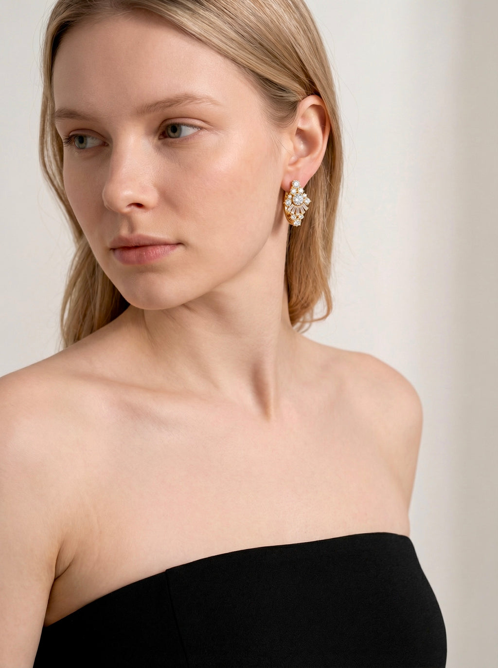 The Grand Deco hoop earrings