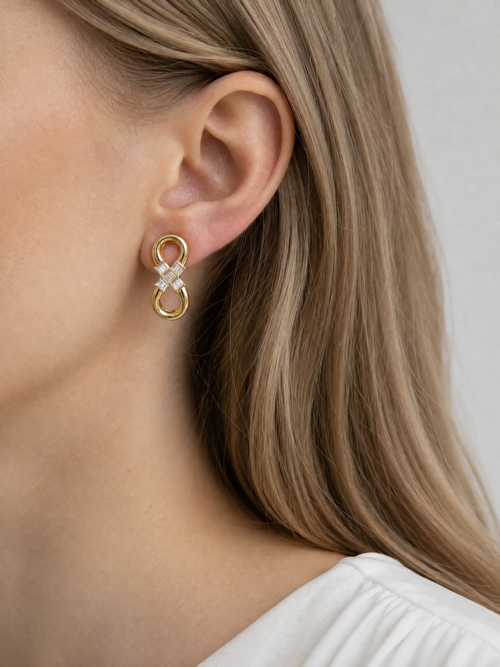 Eternal Ribbon earrings